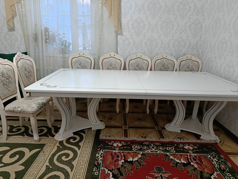 Продам стол со стульями