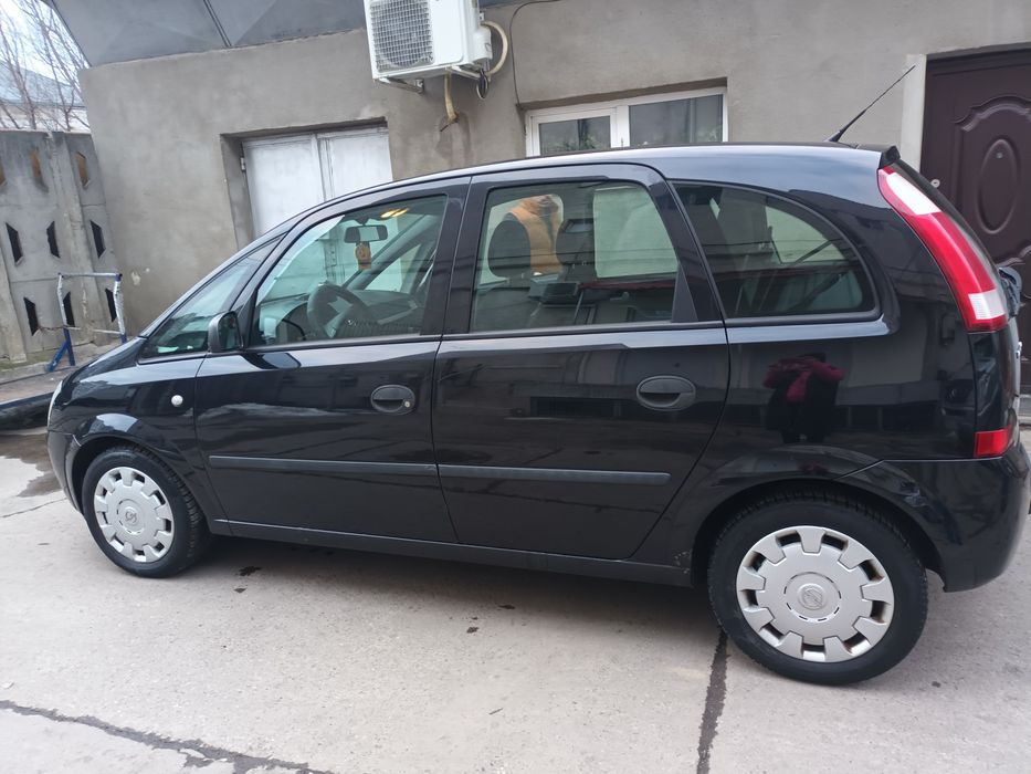 Vând Opel meriva