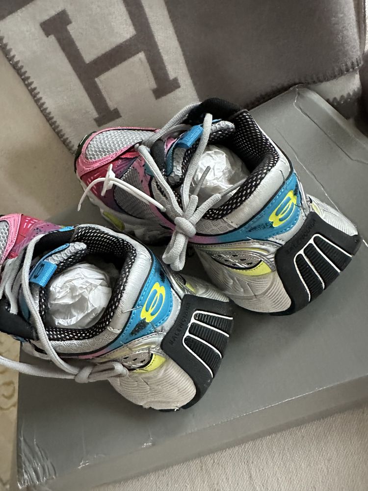 Adidasi Balenciaga stoc