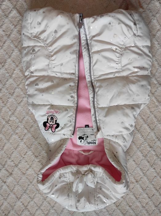 Жилет на 2 года. Цена  2900