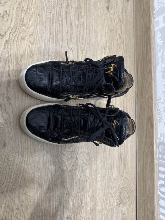 Giuseppe Zanotti High-Top Leather Sneakers (Black)