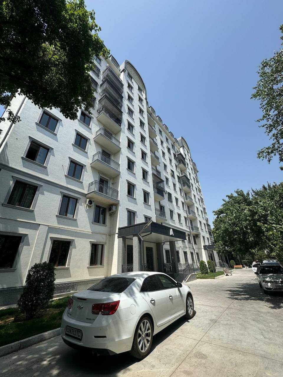 Прокурорская новостройка 3комнатная квартира 90м2 коробка: ТЦ Чиланзар