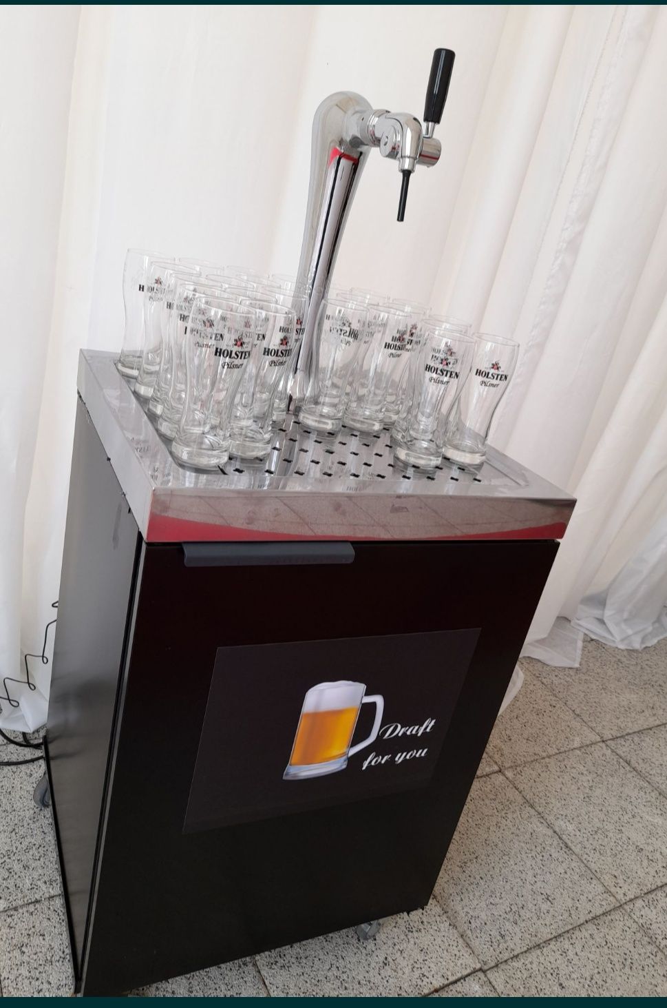Bar mobil #Fum greu #Artificii vulcan #Dozator bere #Cabina Foto