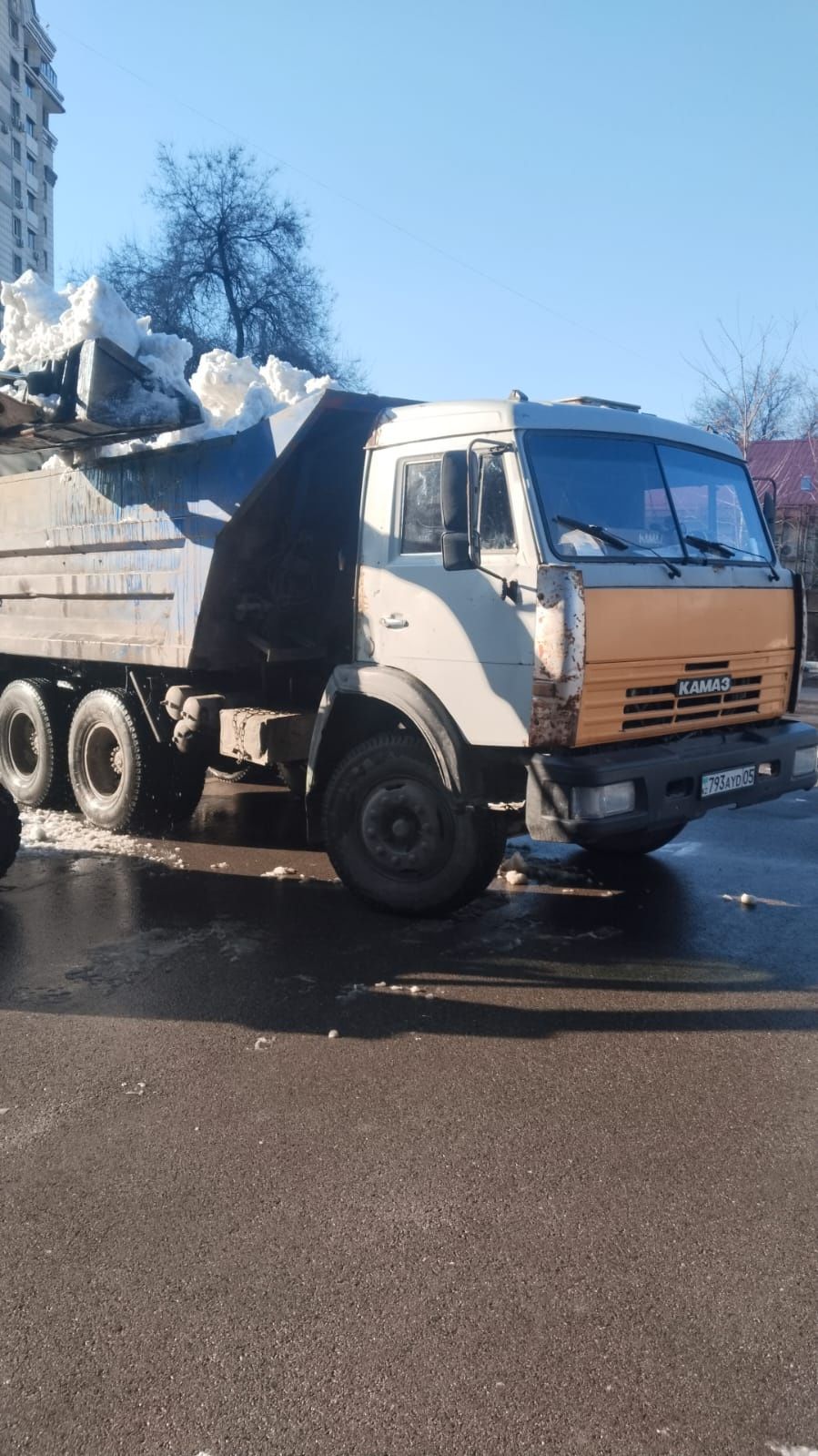 Доставка и вывоз строи мусор