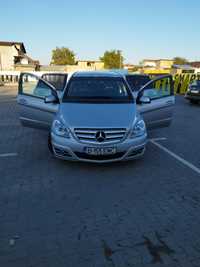 Vând Mercedes b classe 2010