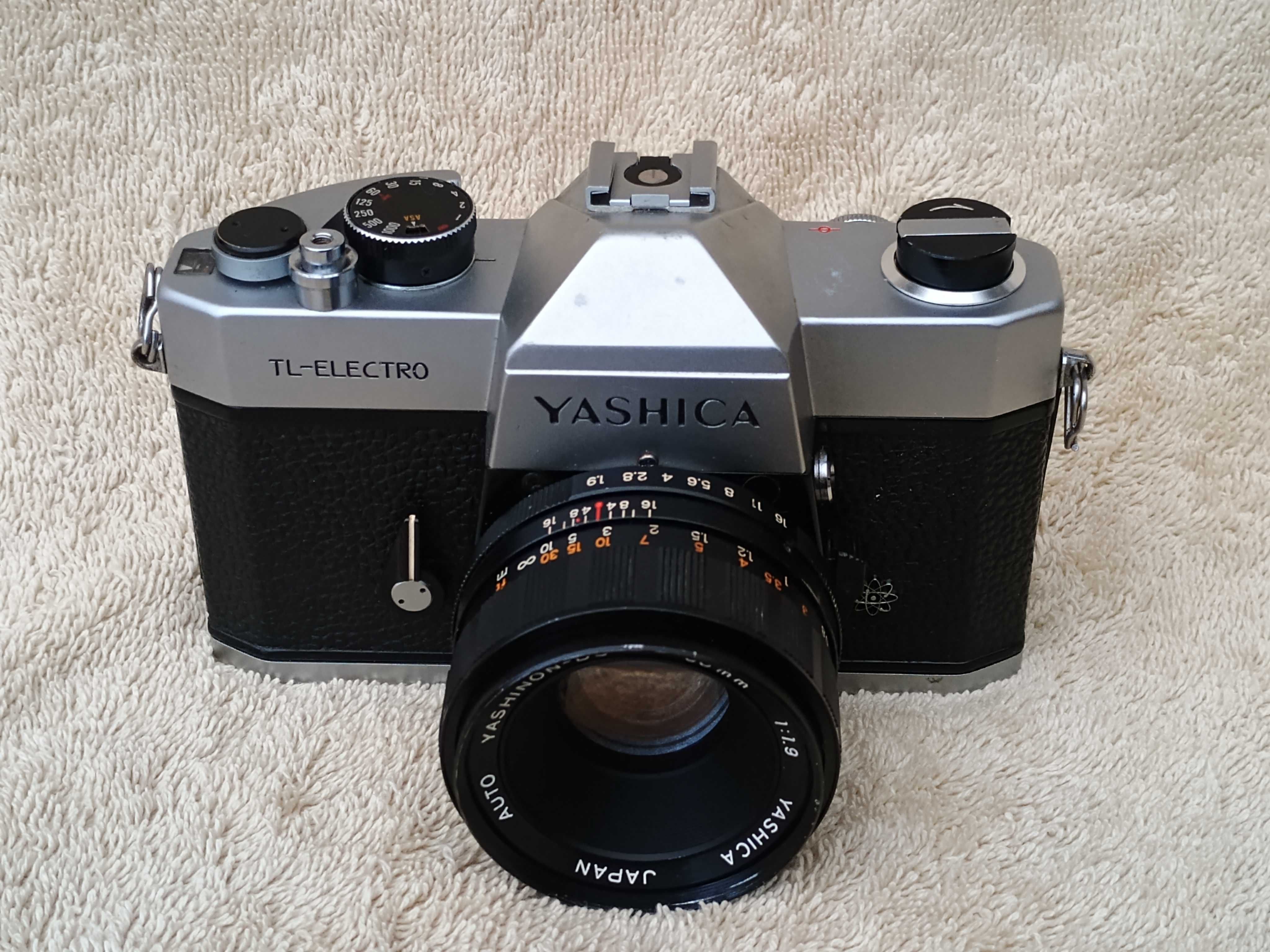 Yashica TL Electro ( doar body)