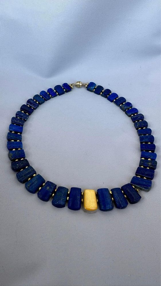 Colier lapis lazuli inchizatoare aur