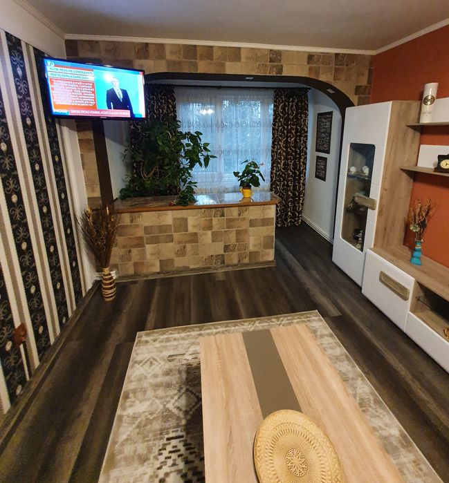 Apartament ultracentral mobilat și utilat in regim hotelier.