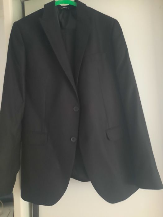 Costum barbatesc  + 2 camasi