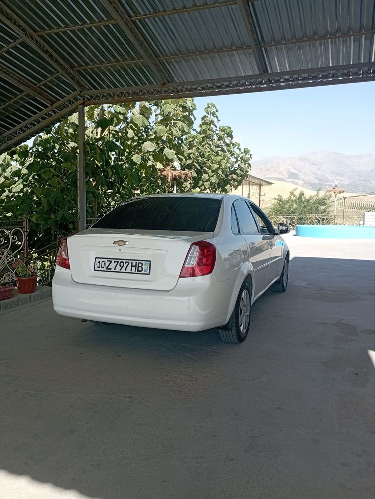 gentra sotiladi parkent