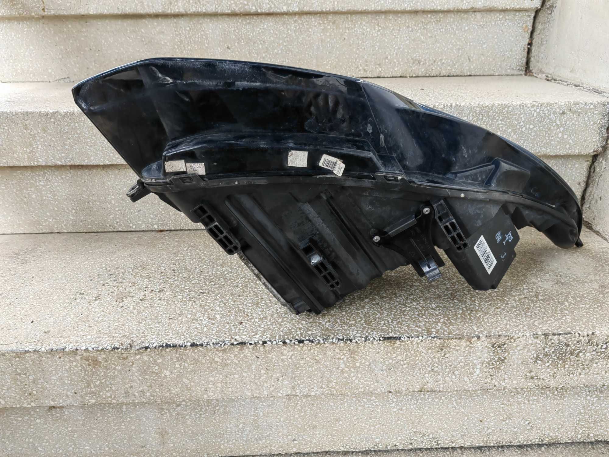 Фар Land Rover Range Rover Evoque Bi-Xenon LED ляв Оригинален