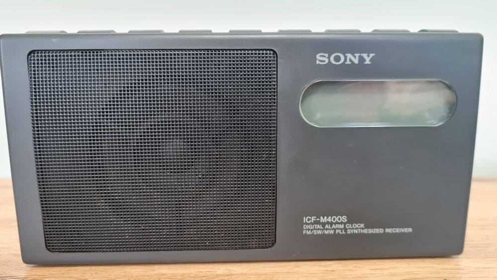 Sony ICF-M400S портативно цифрово радио