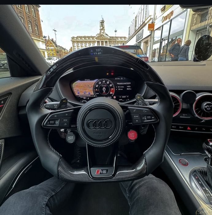 Volan AUDI carbon alcantara RS S Q8 Q7 A4 A5 A6 A7 A8 S5 SQ5 RS5 RS7 S