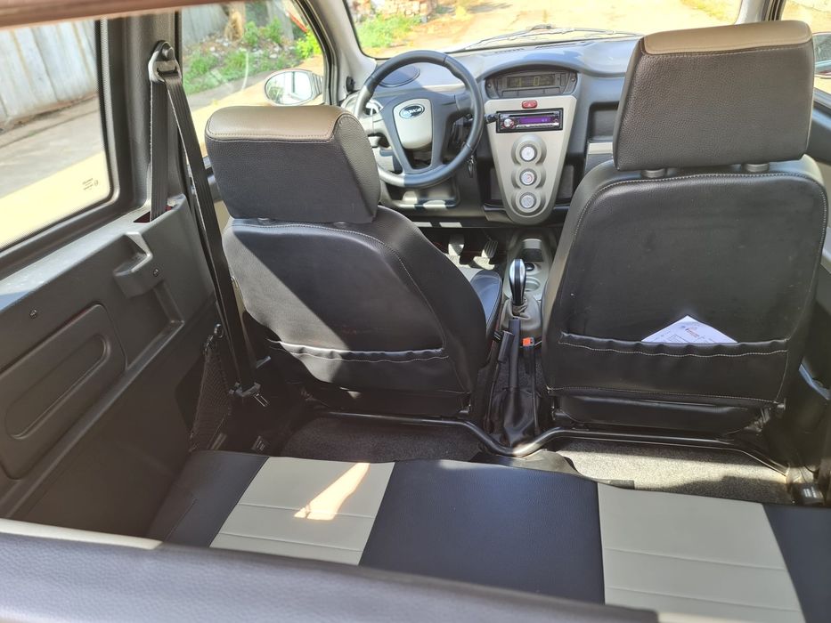 Vand MICROCAR M.GO family basic 4 PL,benzina 4 Locuri 21 CP