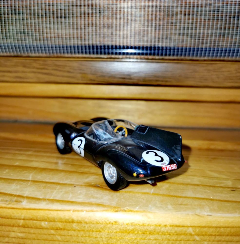 Количка Ягуар Д  Jaguar D type Le Mans 1957 коли в мащаб 1:43