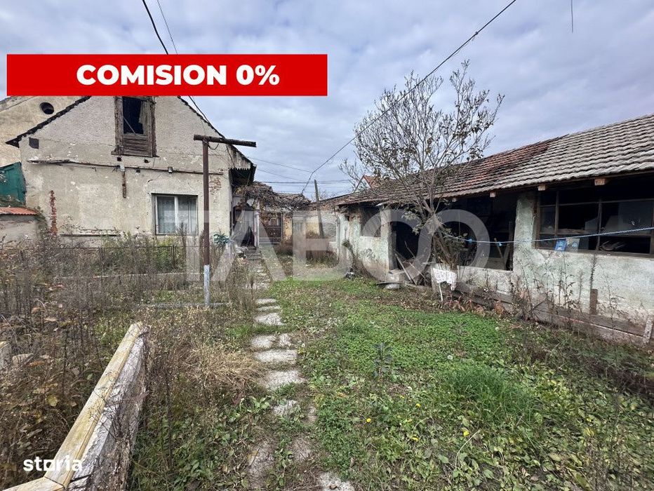 Casa de vanzare 2 camere anexe gospodaresti 1248 mp teren in Beclean