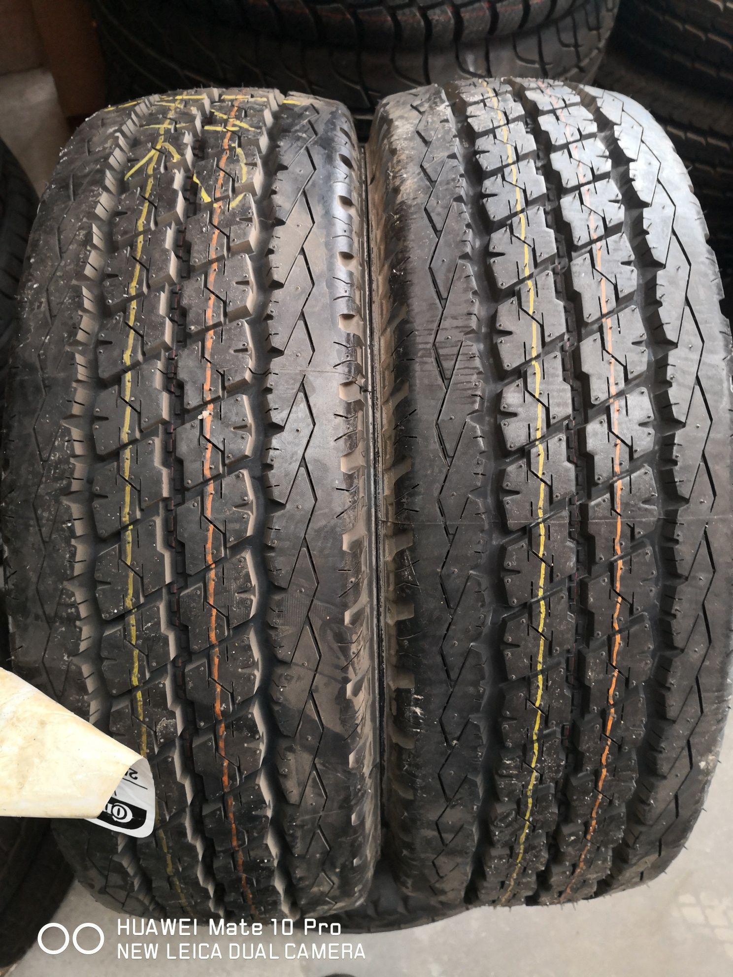 205 70 15 c гуми за бус Bridgestone