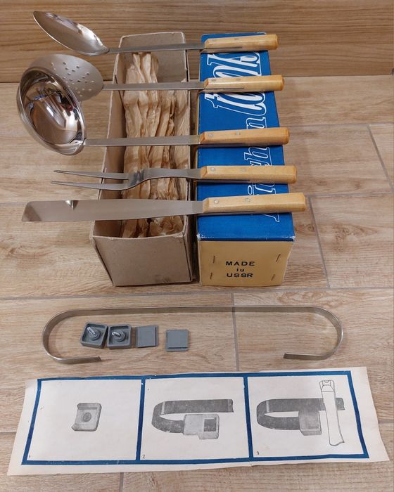 Кухненски набор - руски, чисто нов