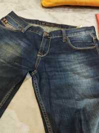 Дънки Armani jeans 38/34