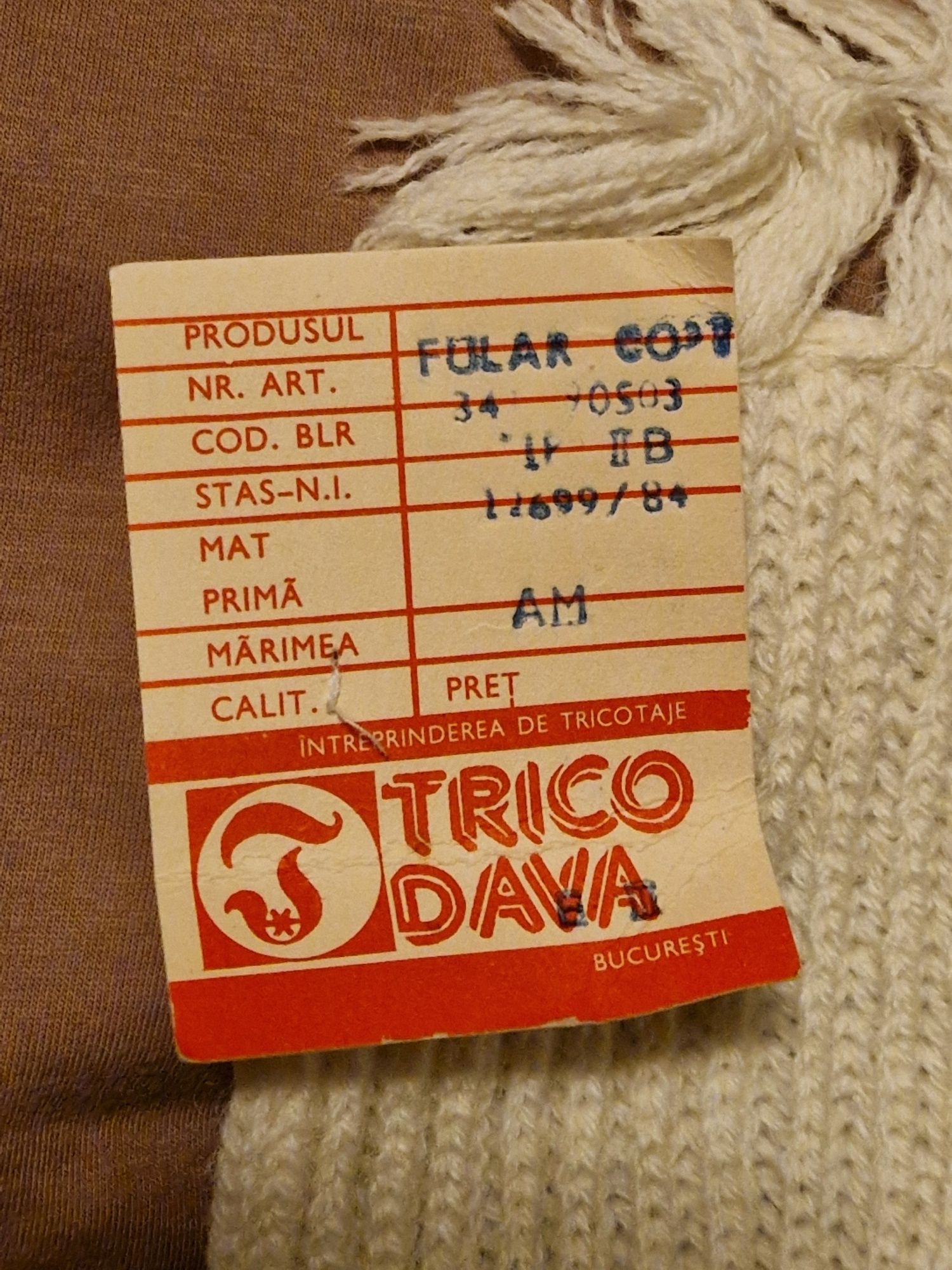 Vând fular copii cu etichetă