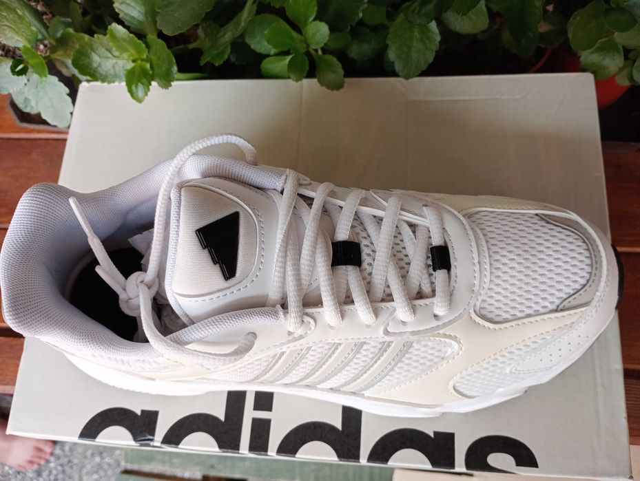 Дамски оригинални маратонки Adidas