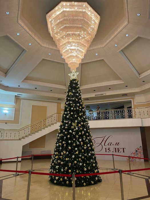 Искуственные ёлки в ассортименте от 1,5м от 30м