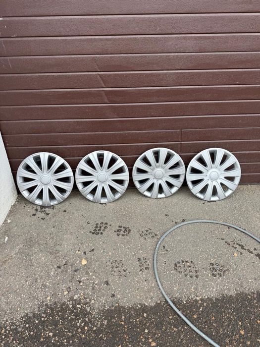 Продам Колпак 4 шт