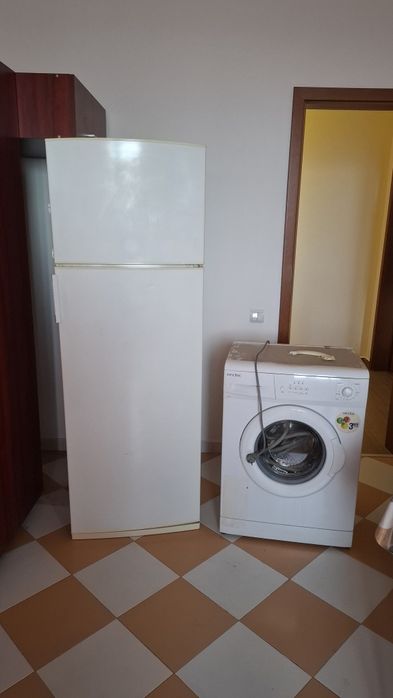 Frigifer și mașină de spălat