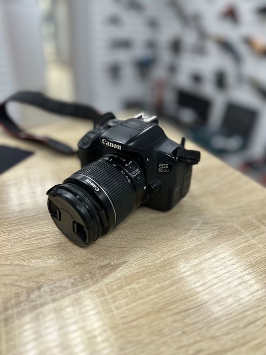 Фотоаппарат Canon EOS 650D (ТМ79)