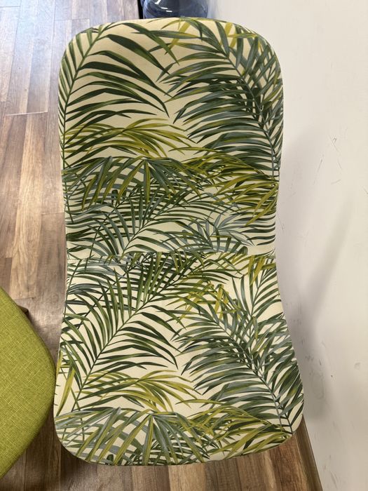 Маса и столове.