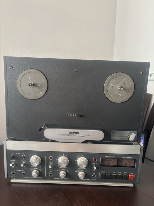 Ролков магнетофон Revox B77