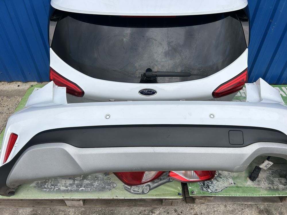 Bară spate completă  Ford Focus 4  Active hatchback