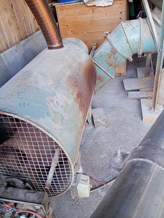 Uscător porumb ,stare perfectă!