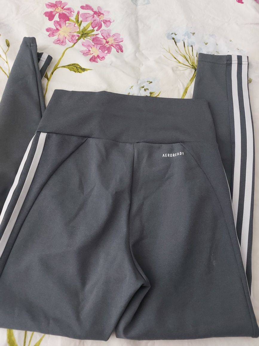 Клин adidas размер S-сив
