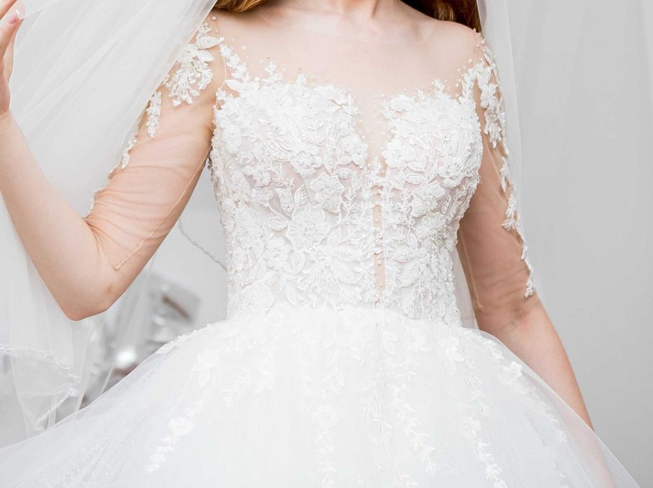 Rochie superbă de mireasă tip prințesă 2 în 1