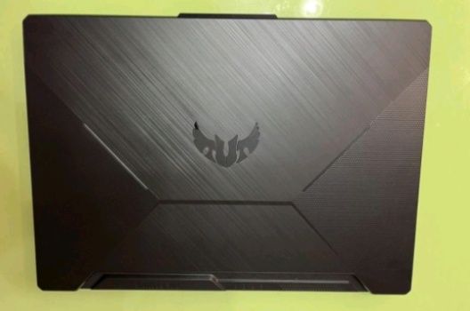 Игровой ноутбук б/у рабочий, готовый к использованию