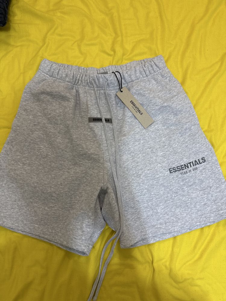 Essentials fear of god grey shorts