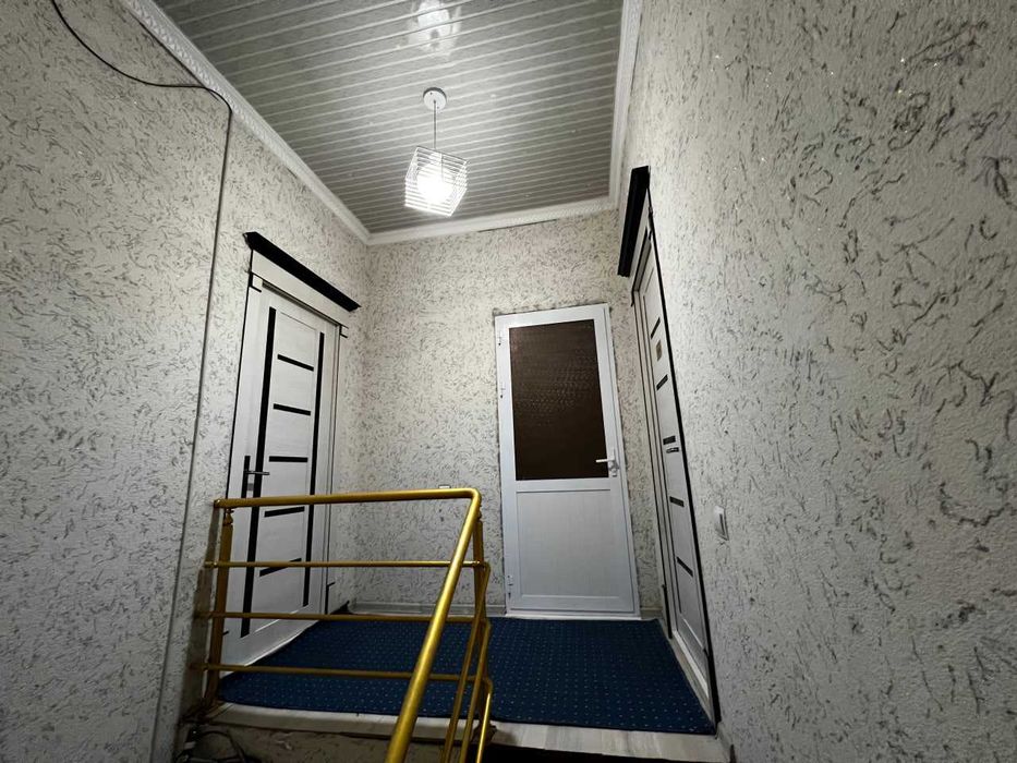 Farg'ona shahar kallinskiy massivda joylashgan xonadon