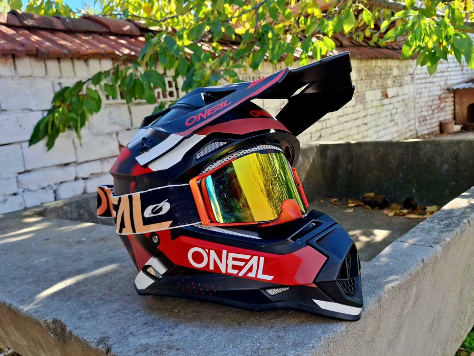 мотокрос/ендуро каска Oneal