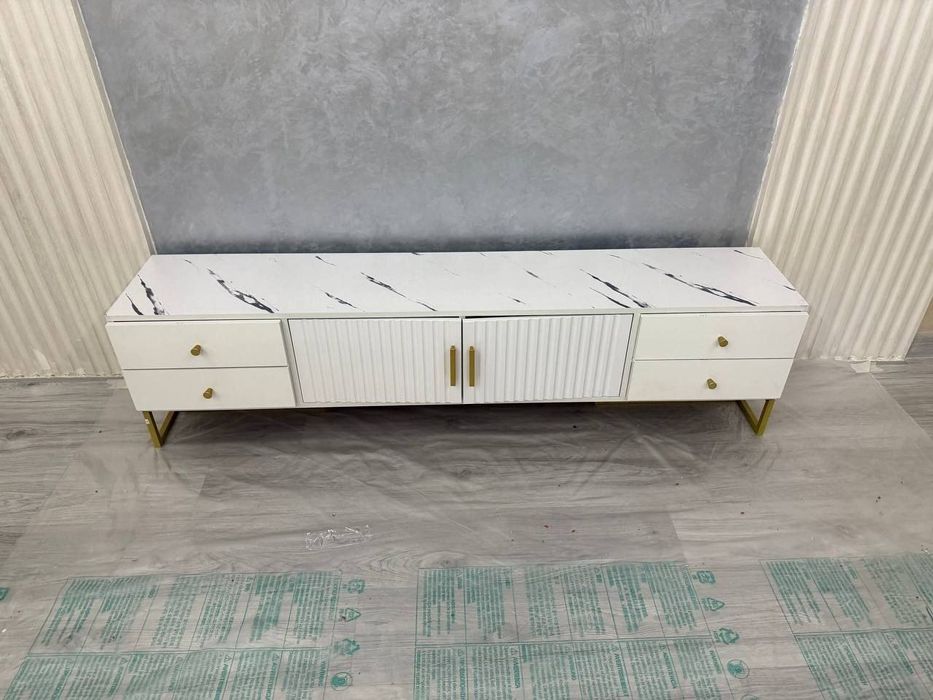 Подставка под телевизор