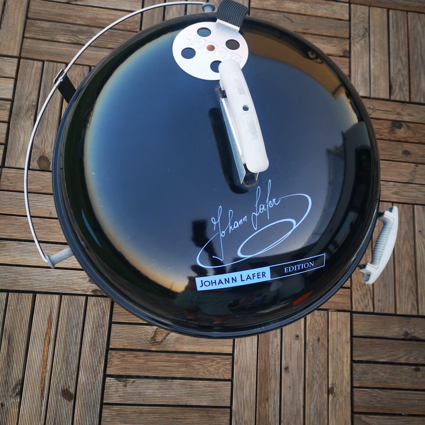 Барбекю Weber  67 см