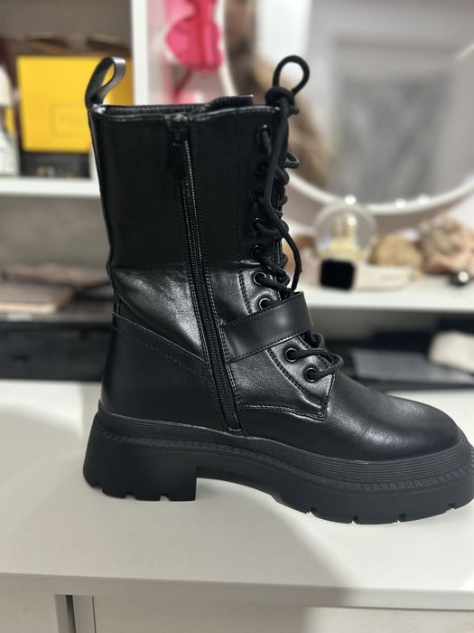 Ghete noi noute combat Seastar – mărimea 38