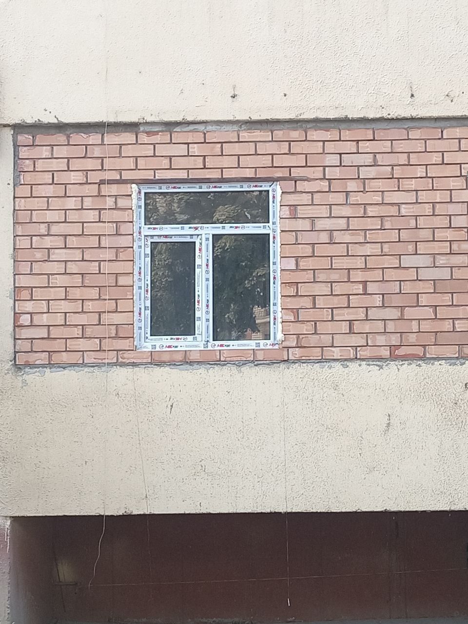 Balkonga g'isht teramiz. Kladka balkonga. Керпичная кладка балканов
