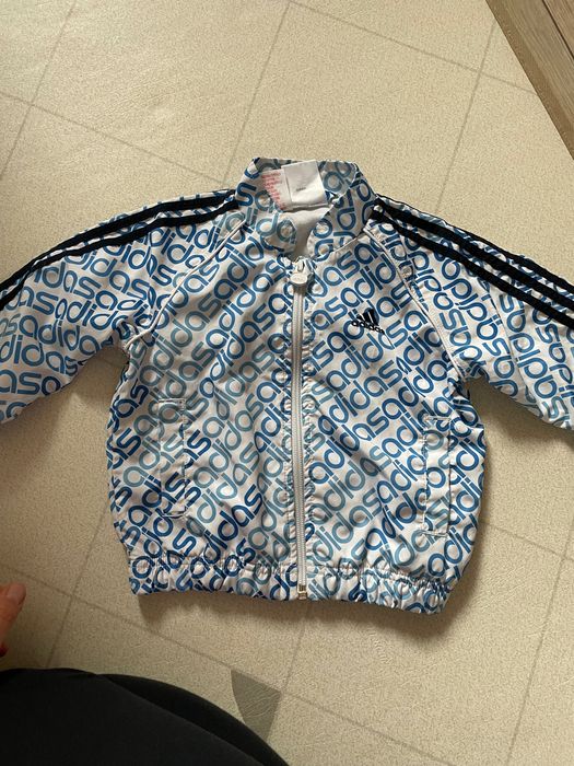 Яке Adidas за момче 18-24м