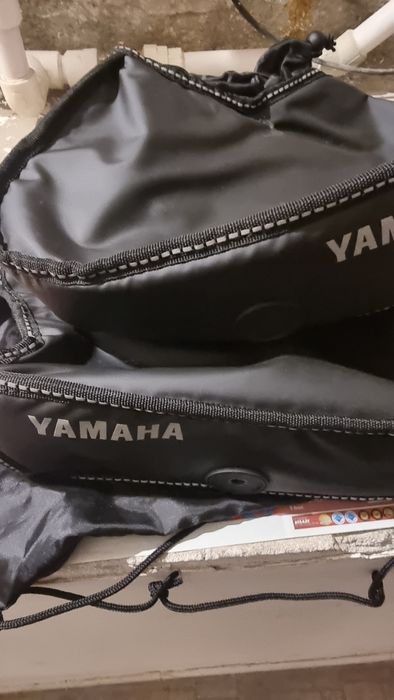 Manusi scuter Yamaha Xmax