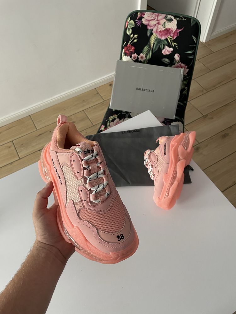Adidasi Balenciaga Triple S Roz