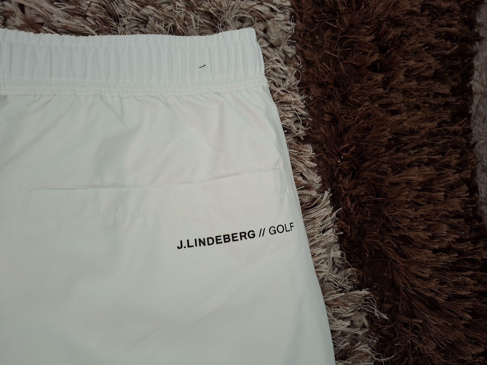 J lindeberg-Ориг.шорти Нови!