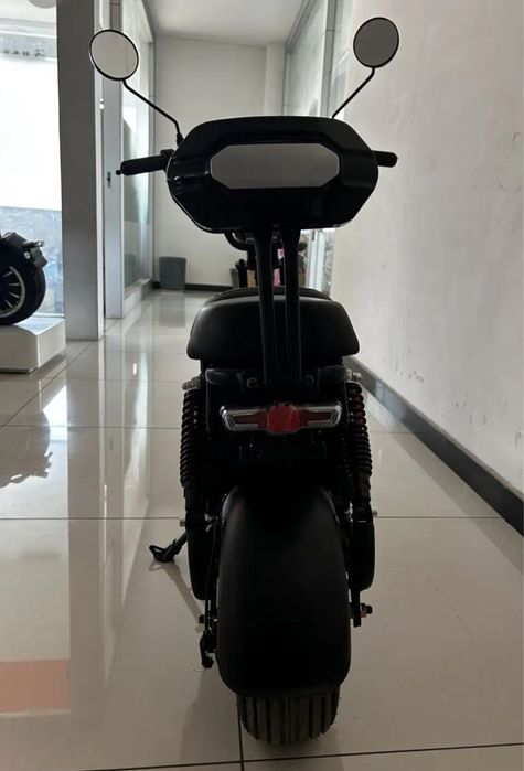 Scuter electric mini pt copii