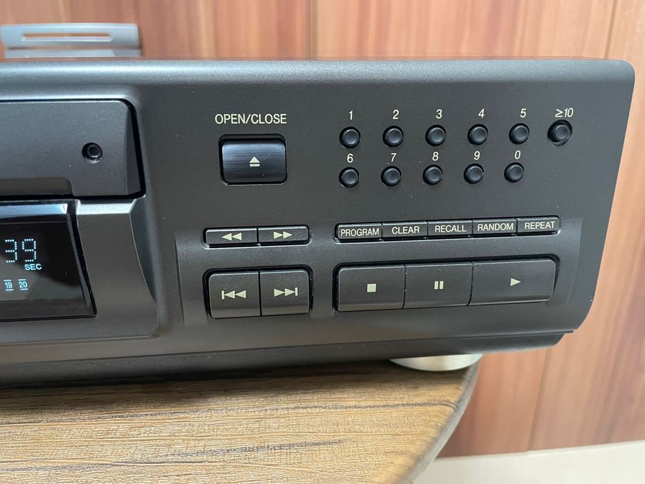 Technics SL-PS670A Compact Disc