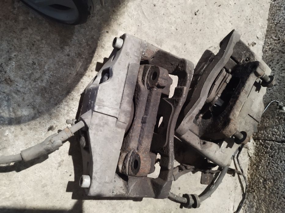 Etriere fata volvo xc90 model 2003